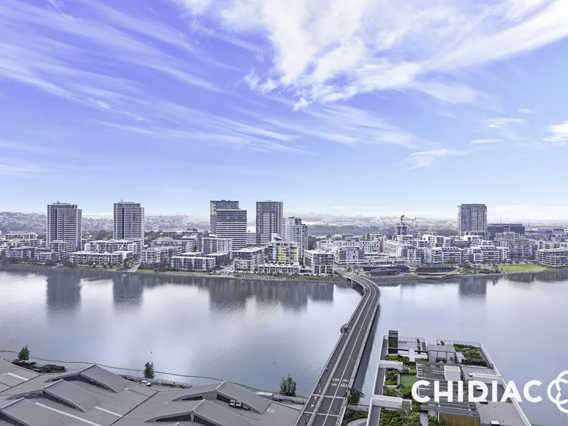 City and water views | Spacious winter garden | Conveniently located