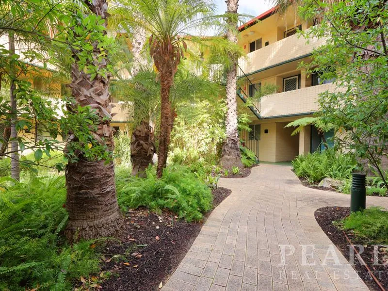 WELL PRESENTED, NEAT & TIDY UNIT