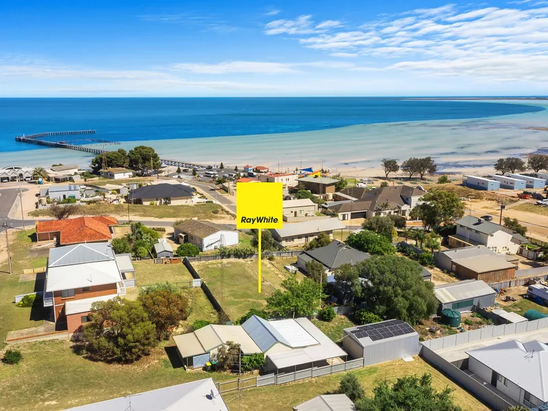 Looking for a building block close to the Beach