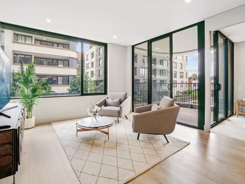 CASA II Residences - North facing luxurious apartment in Erskineville