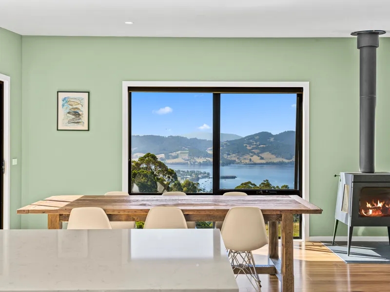 PEACEFUL OFF THE GRID LIVING 