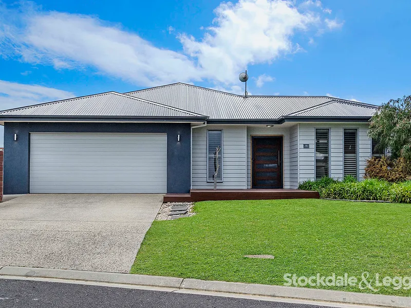 Modern Family Home for the Entertainer