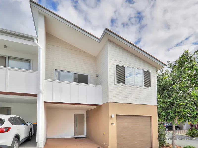 ULTRA-MODERN 4 BED T’HOUSE IN LAKEWOOD ESTATE