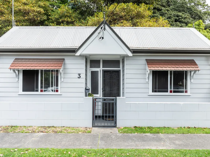 Quaint Beach Cottage at Manly