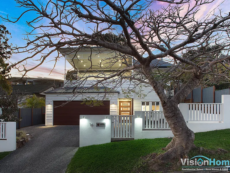 Modern Executive Beauty and Lifestyle All Rounder with Spectacular City Views!