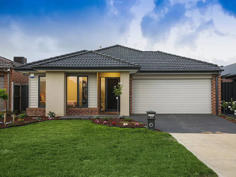 Well-appointed 4 Bedroom Family Home in popular Botanic Ridge…