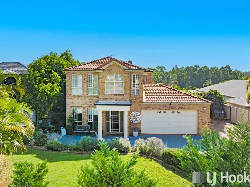 Immaculate Family Home on a 882m2 block