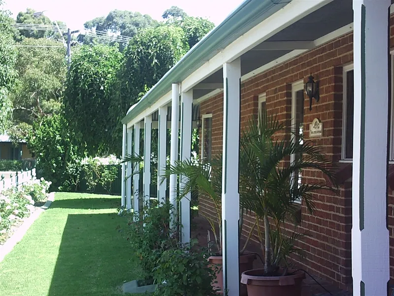 Beautiful Guildford character cottage