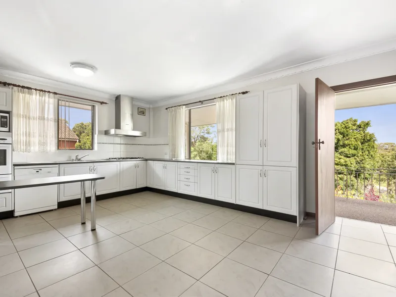 Large Family Duplex - 12 Month Lease