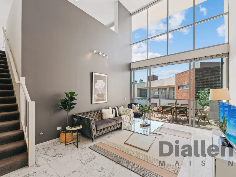 3 Bedroom Dual Level Penthouse Apartment, 230sqm