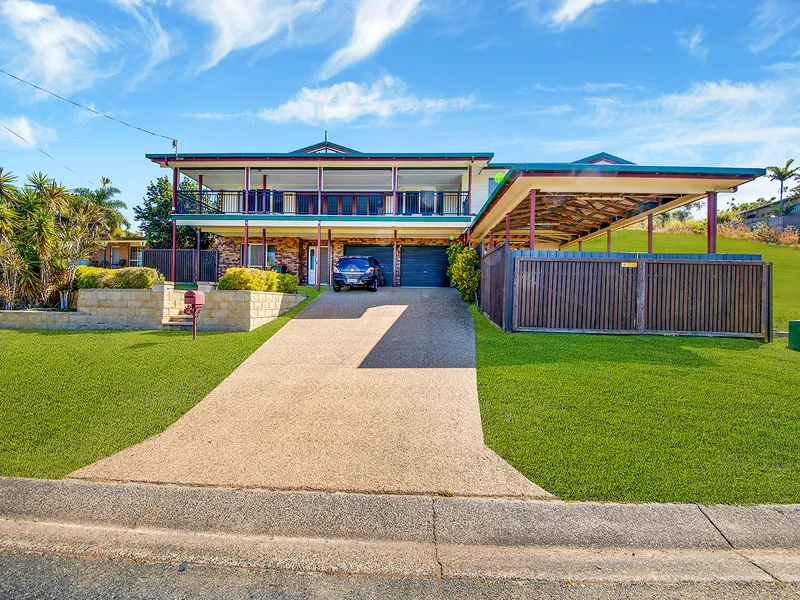 Executive Class Residence / Sea views