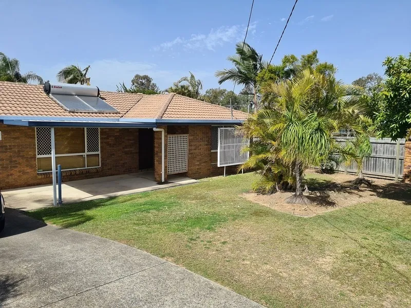 4 bedroom lowset home