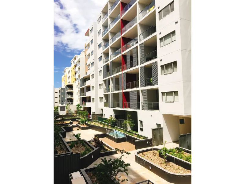 2BEDROOM APARTMENT!!! CENTRAL IN HEART OF Wolli Creek!!!