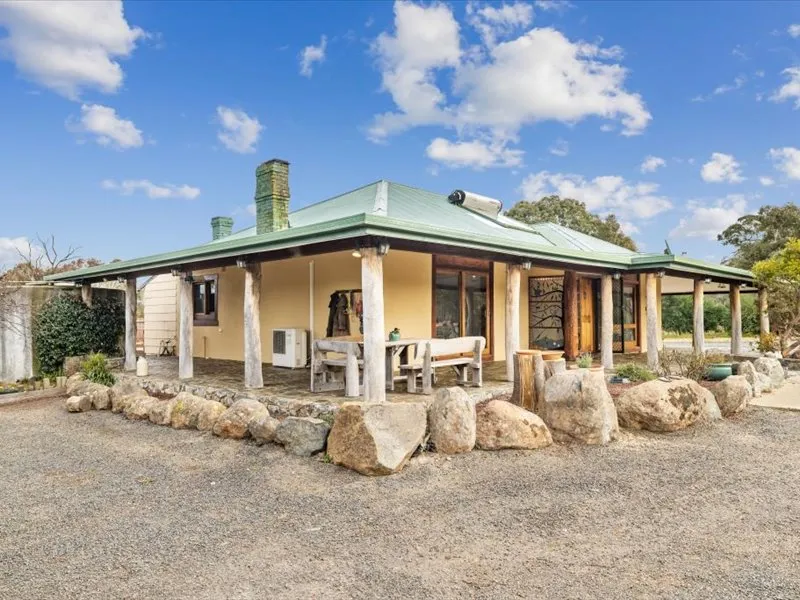 25 Acres Elevated Private Location, Mountain Range Backdrop, 5 Klm To The Treasures Of Yass .Authentic Homestead. THE PICTURES SAY IT ALL!!     