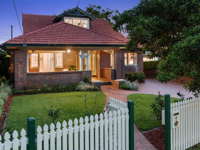 Stunning restored and renovated 'Lynton'