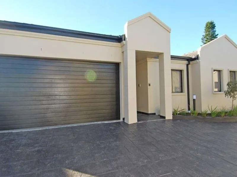 MODERN THREE BEDROOM VILLA