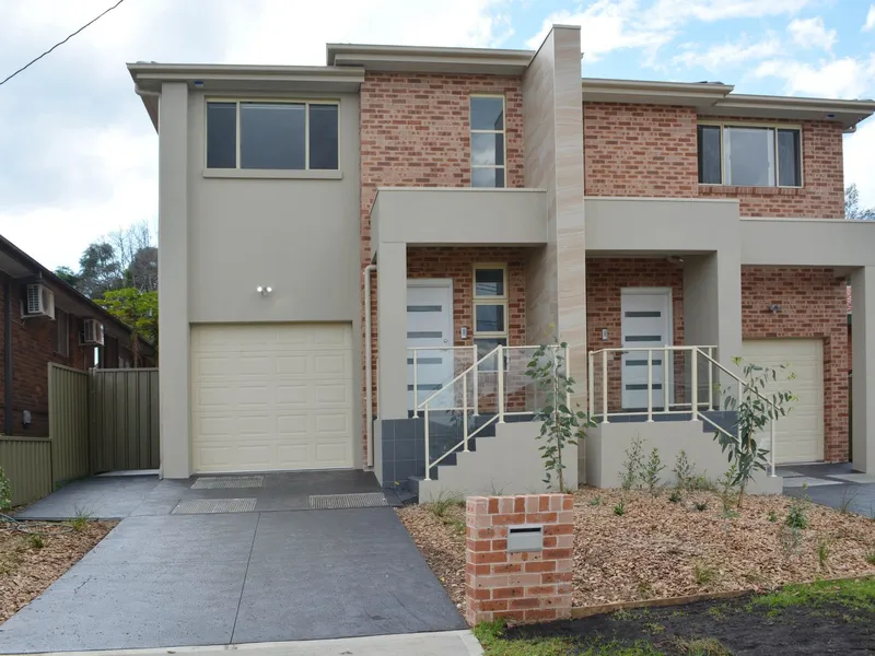 Near New Modern 4-Bed Home in Best Convenient Location
