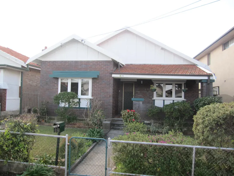 Modernised 3 br home - Great Position