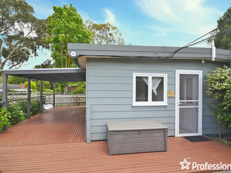 NEAT AND SWEET- WATER USAGE INCLUDED! 