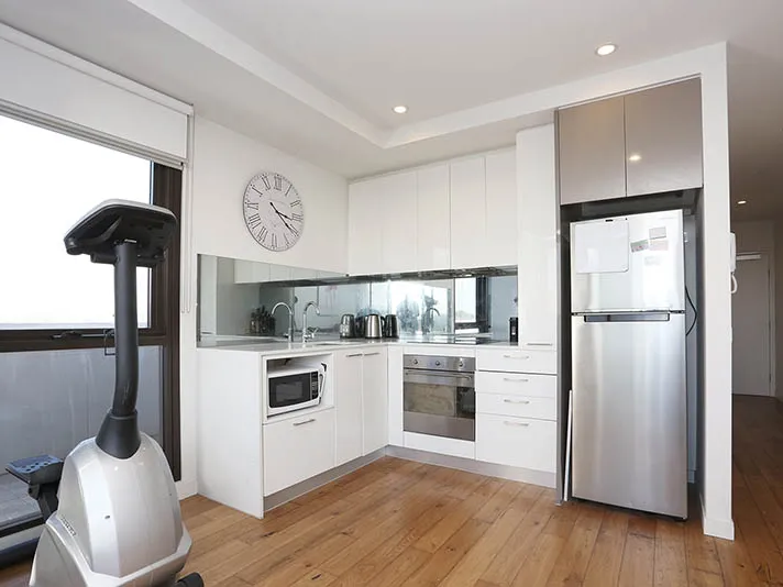 Corner apartment with north east views