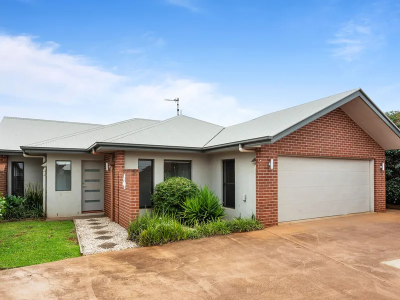 Stylish Private Unit – Low Maintenance Living