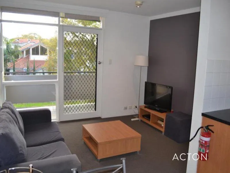 FULLY FURNISHED & EQUIPPED IN THE HEART OF SOUTH PERTH