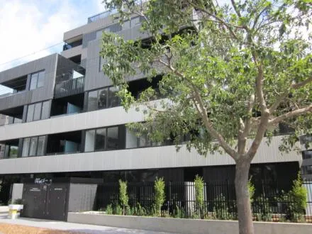 Modern apartment in great location!