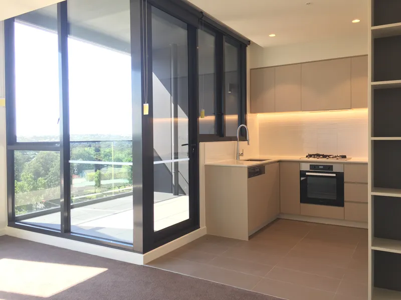 Near new one bedroom apartment with secured car park