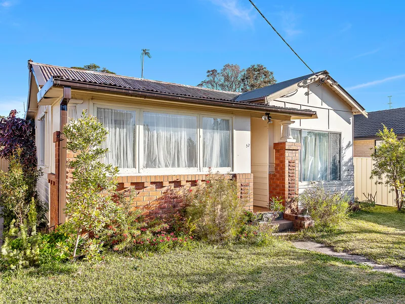 Character cottage in a prime location