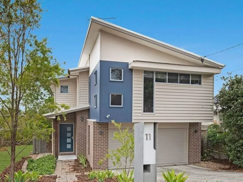 11 Kilmaine Street The Gap QLD 4061