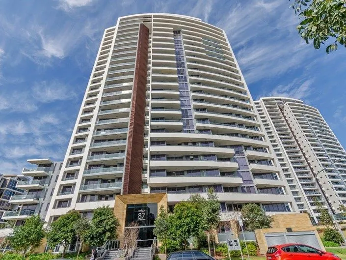 Luxury Apartment with Water Views Launched for Lease 