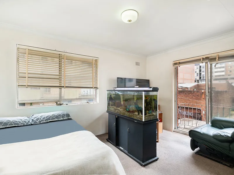 Top floor studio apartment presenting an ideal investment opportunity