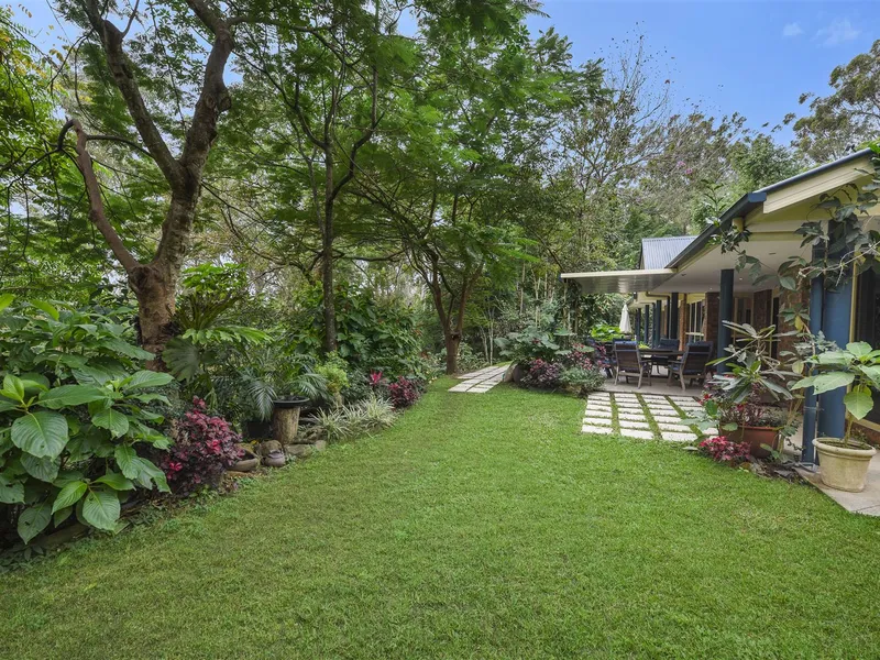 Acreage, Private Home with Passive Income