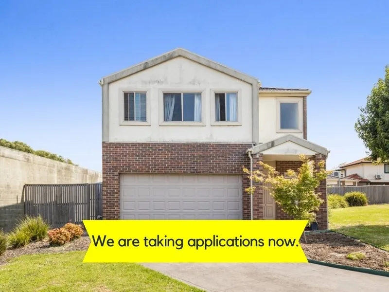 Double Level in Wantirna's Convenient Hub!