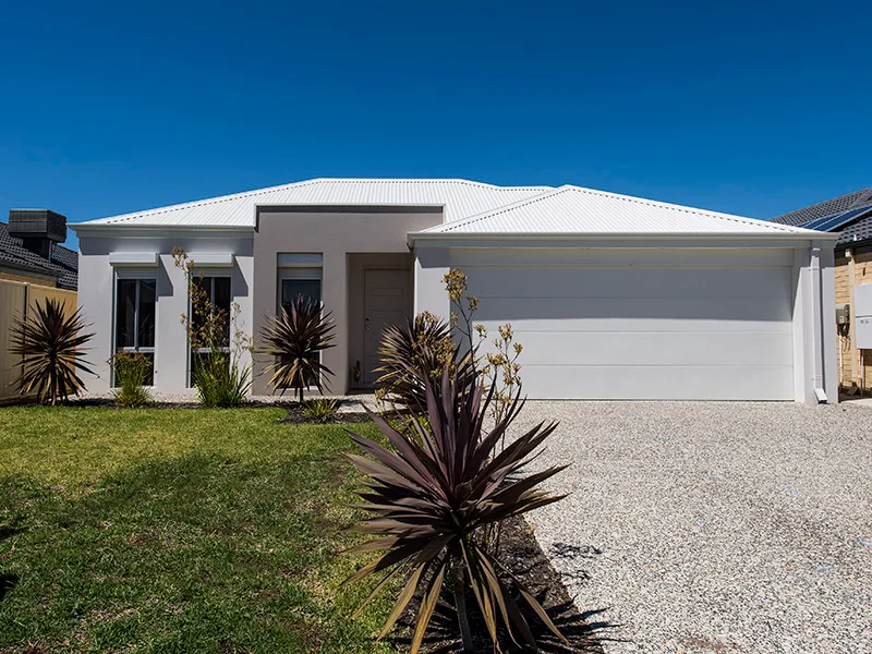 IMMACULATE HOME IN EVERMORE