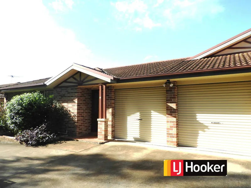 LJ Hooker Bella Vista 2 bed villa Northmead