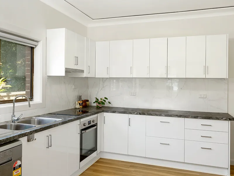 Modern Family Home Close to Everything !