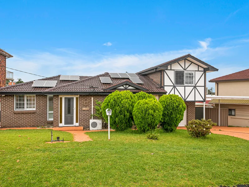 Stylish Family Entertainer