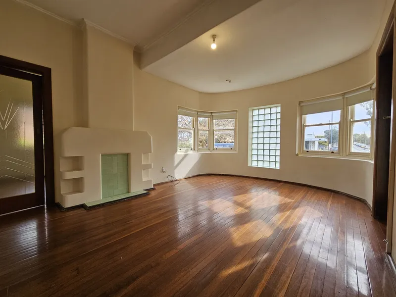 Charming Home in Prime Magill Location