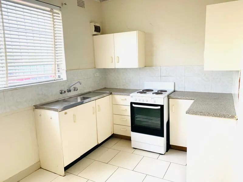 SPACIOUS TWO BEDROOM UNIT!!