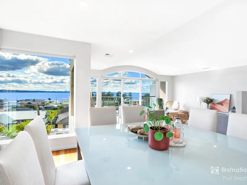 BREATHTAKING PANORAMIC WATER VIEWS