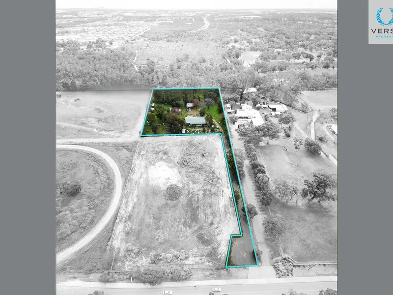 'One off', Multi Use, Semi- Rural / Industrial Acreage Opportunity