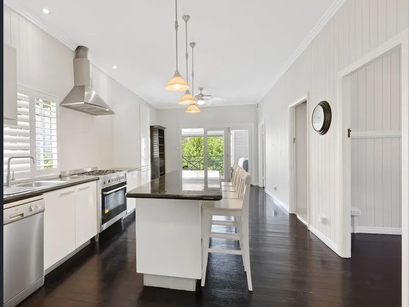 Luxurious Home on James Street