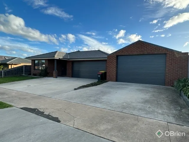 LOOKING FOR A MODERN AND STYLISH PROPERTY?