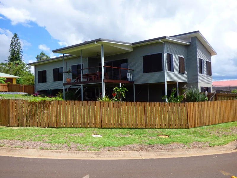 STUNNING VIEWS FROM TOP NOTCH HOME