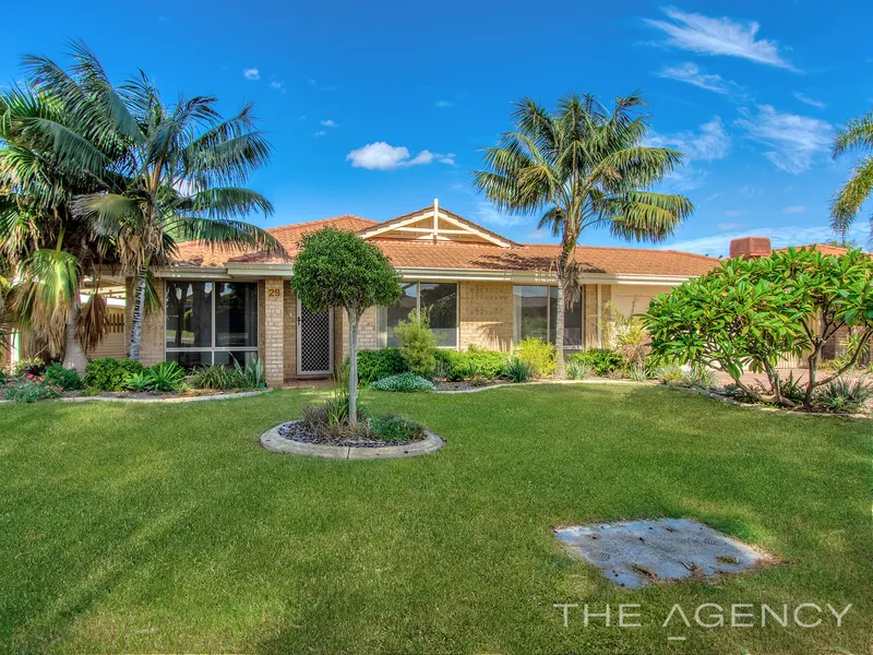 BEACHSIDE LIVING WITH REAR ACCESS AND POWERED WORKSHOP