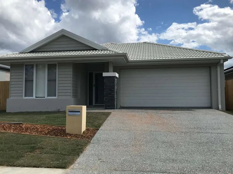 METRICON BUILT HOME THAT IS ONLY 1 YEAR OLD! THIS WONT LAST LONG AT THIS PRICE!