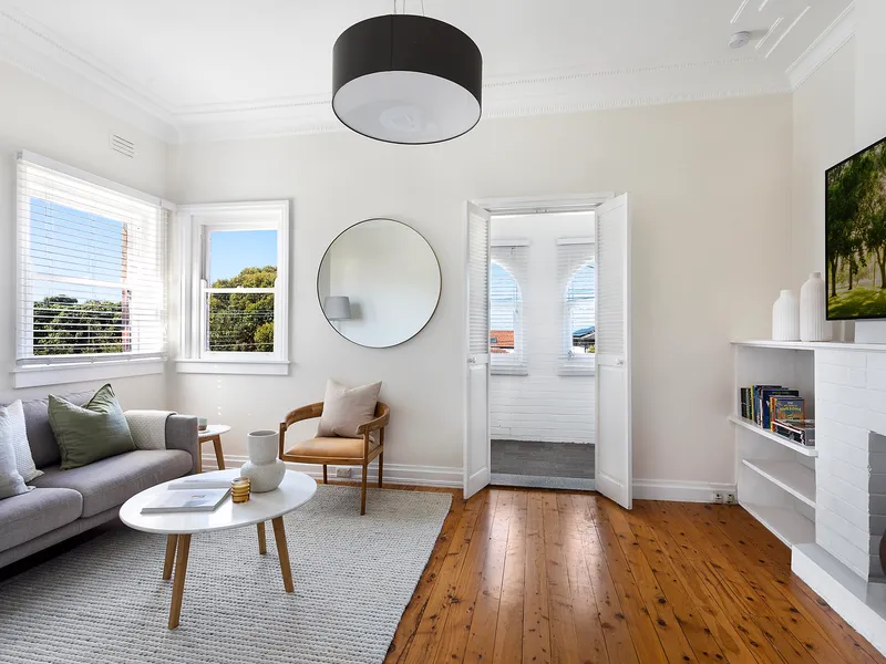 Semi-Detached Home Enjoying Sparkling Ocean Vistas