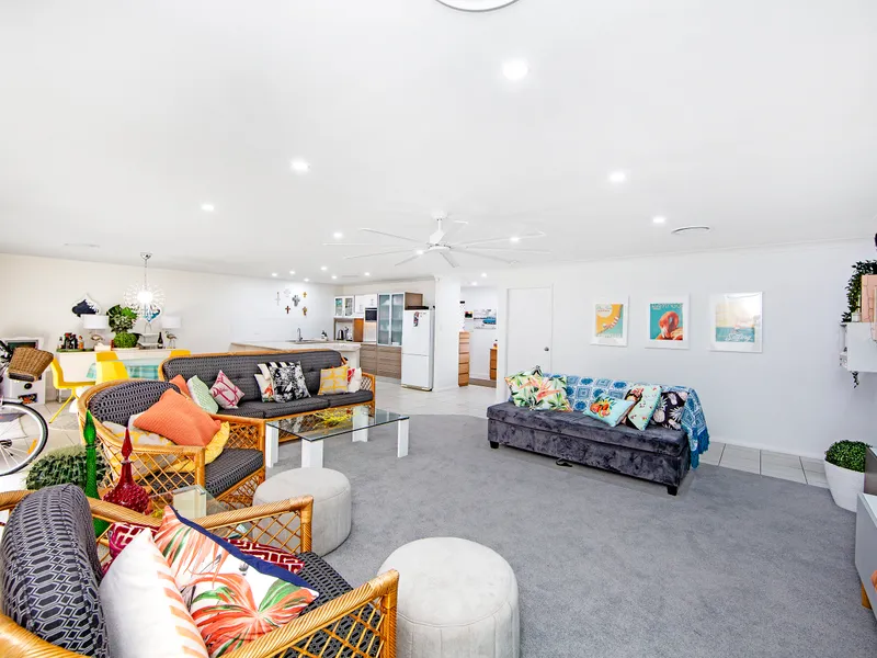 Coastal Lifestyle - Stylish & Convenient