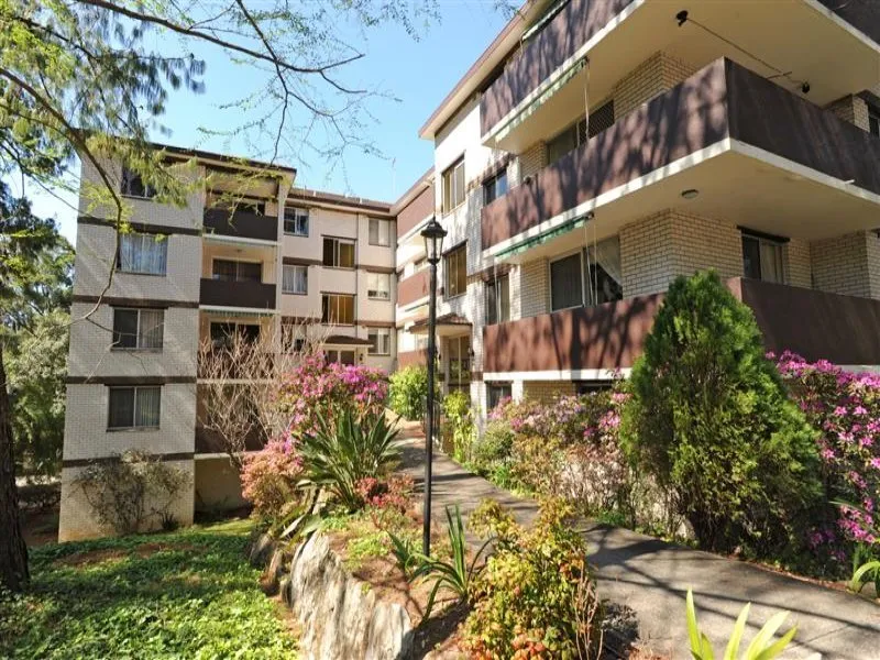 2 Bedroom Unit  - Walk To Epping Station And Shops